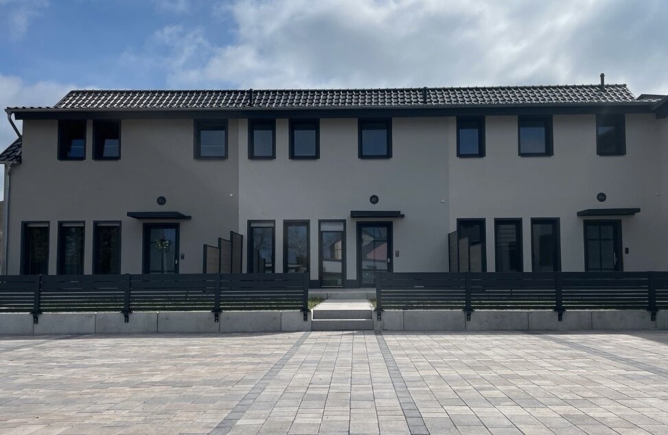 Exklusives Reihenmittelhaus zum Erstbezug  Exklusives Reihenmittelhaus zum Erstbezug